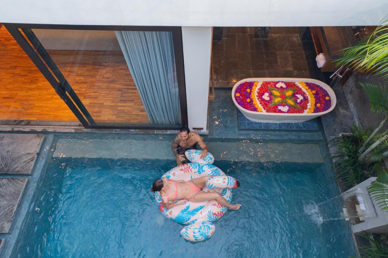 Ayona Villa Seminyak Esterno foto
