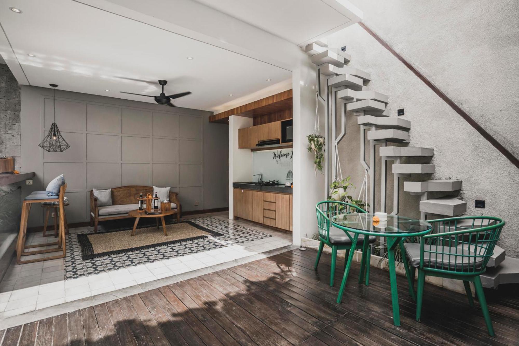 Ayona Villa Seminyak Esterno foto